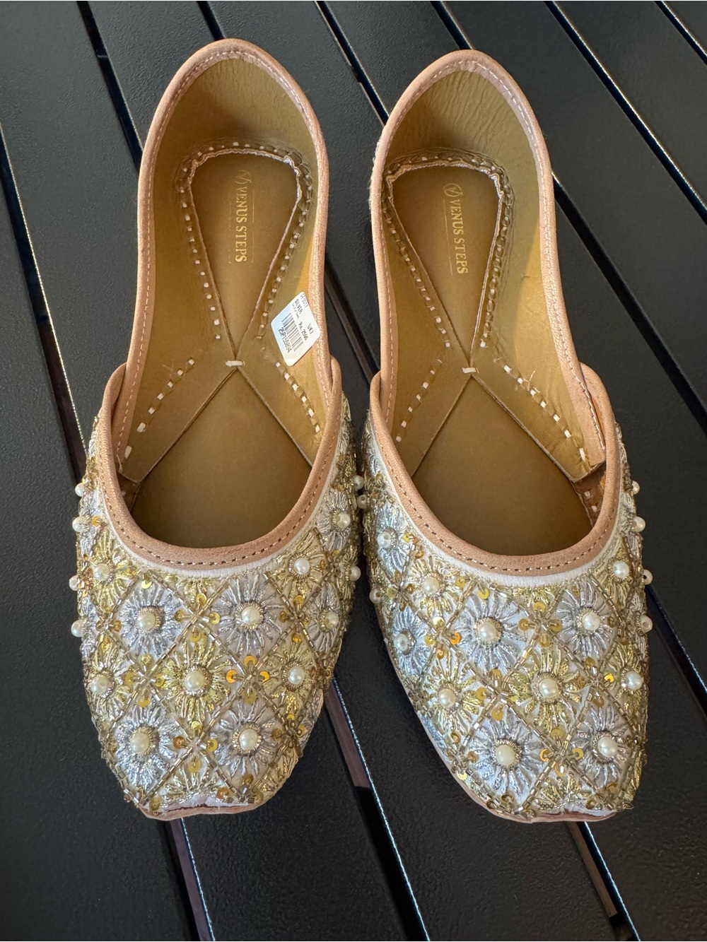 Women's Gold & Silver Embellished Juttis